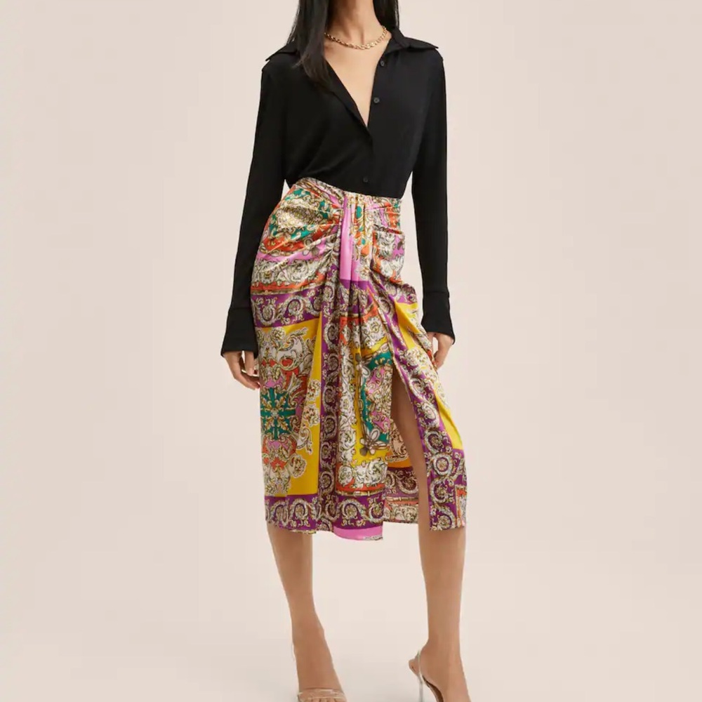 Mango Draped satin skirt Satin finish. Baroque print. Midi design. Pencil design